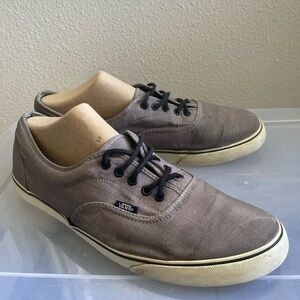 VANS Men's Eras Grey Low Top Sneakers Great Condition Size 12 Casual Shoe